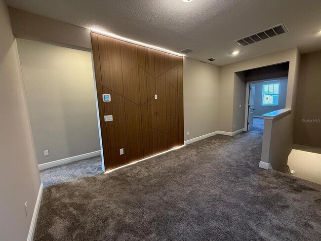 Building Photo - 4821 Abbeywood Aly