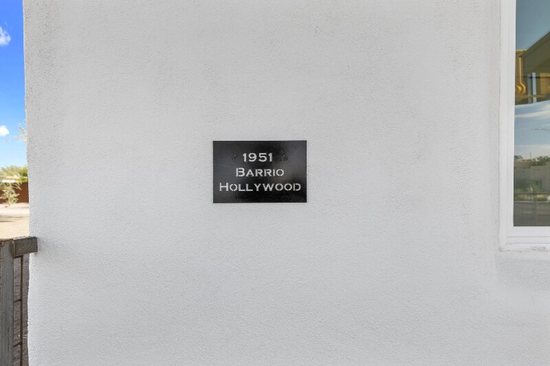 Building Photo - 1327 W Speedway Blvd