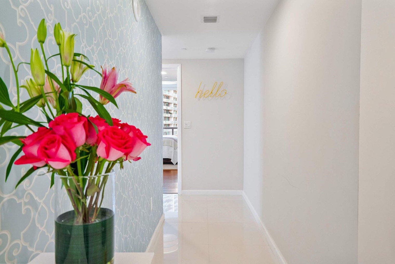 Building Photo - 485 Brickell Ave