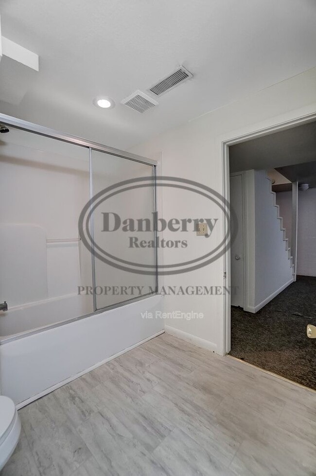 Building Photo - 1115 Secor Rd