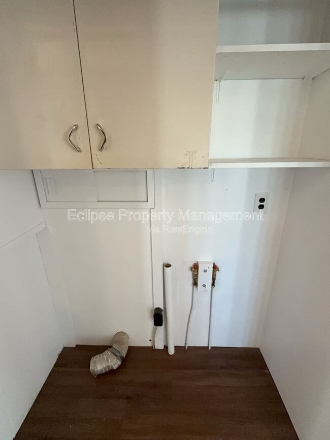 Building Photo - 1725 Glenwood Ave