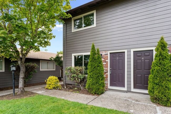 Building Photo - Beautiful soon to be remodeled 2bed/1bath!