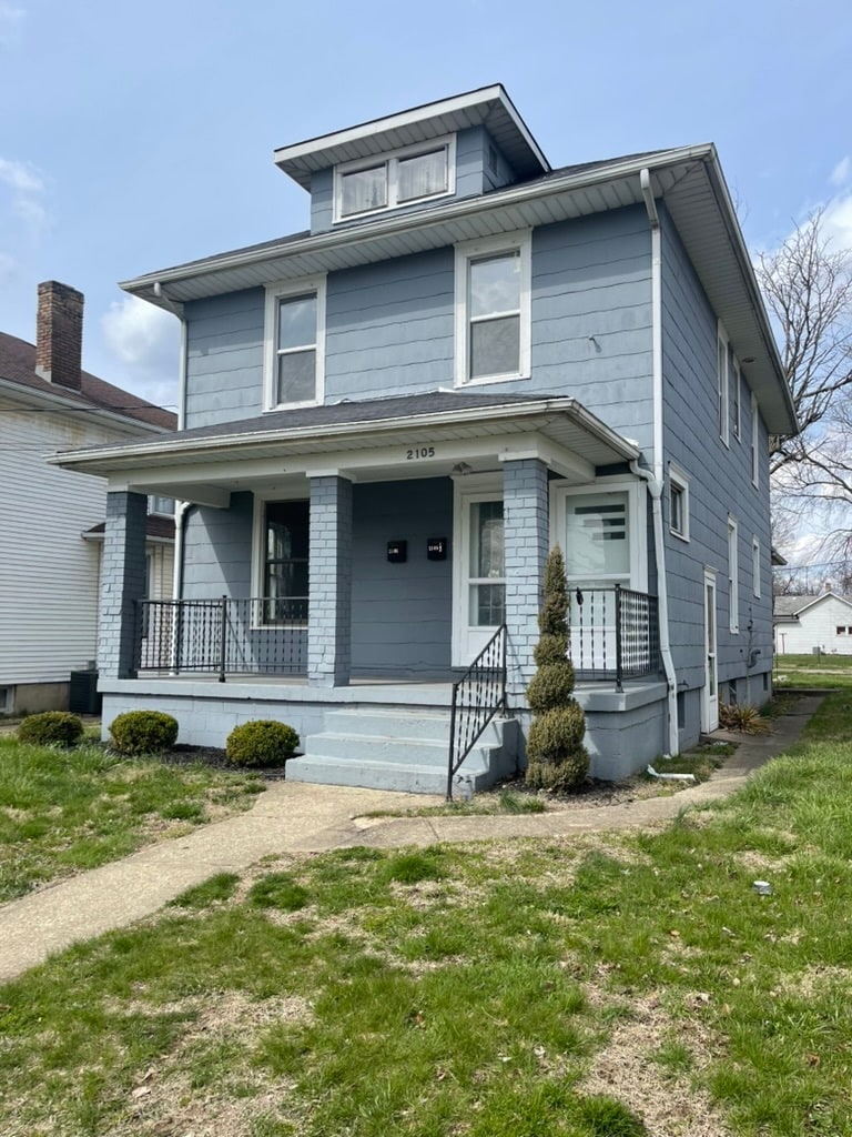 Building Photo - 2105 Sherman Ave