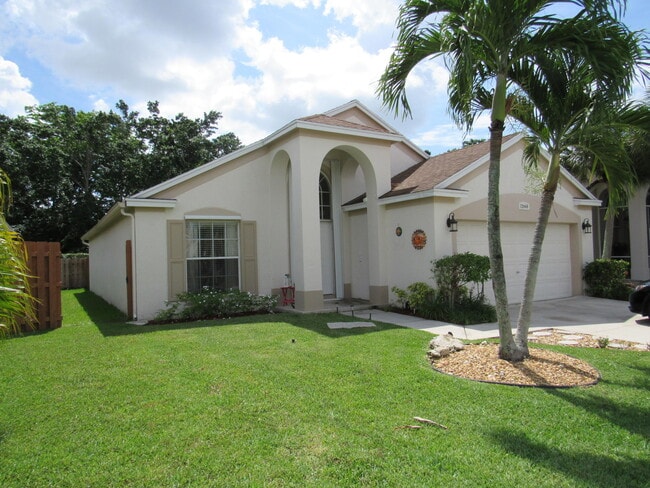 Building Photo - 22444 Middletown Dr