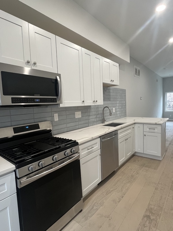 Building Photo - 2634 Manton St