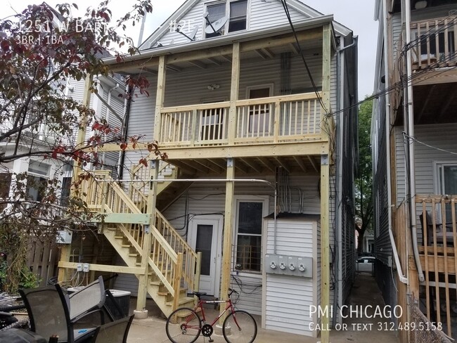 Building Photo - 1251 W Barry Ave