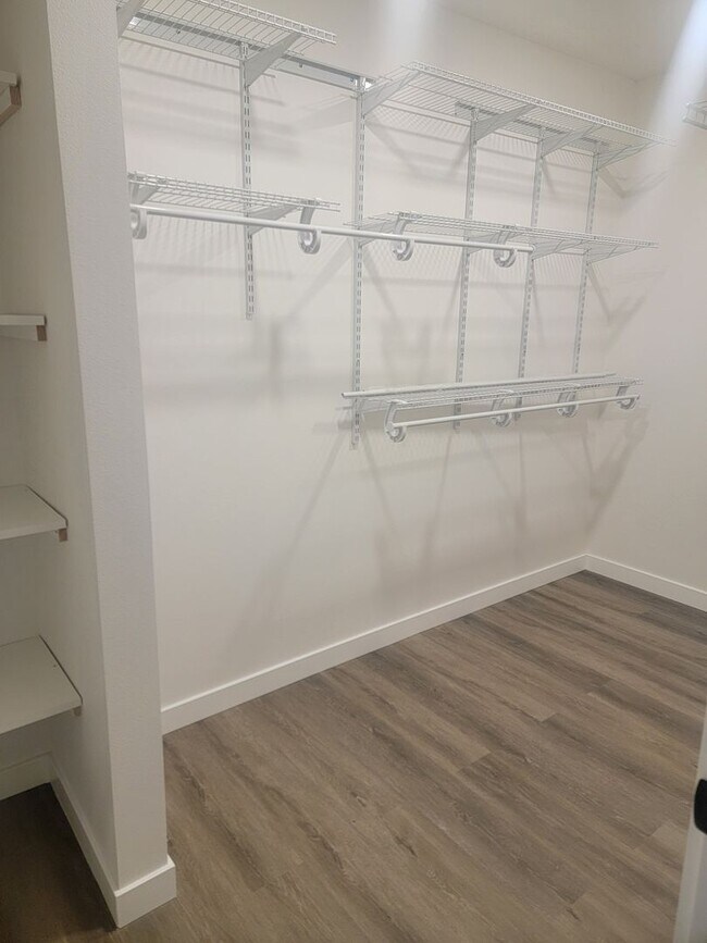 Building Photo - New Construction in Yelm's Clearwood Gated Community