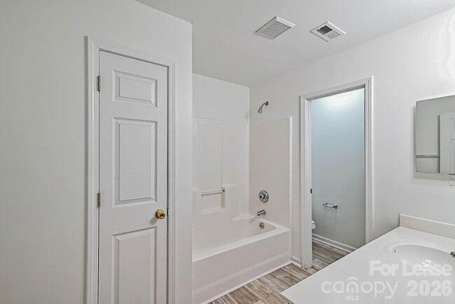 Building Photo - 10630 Sleigh Bell Ln