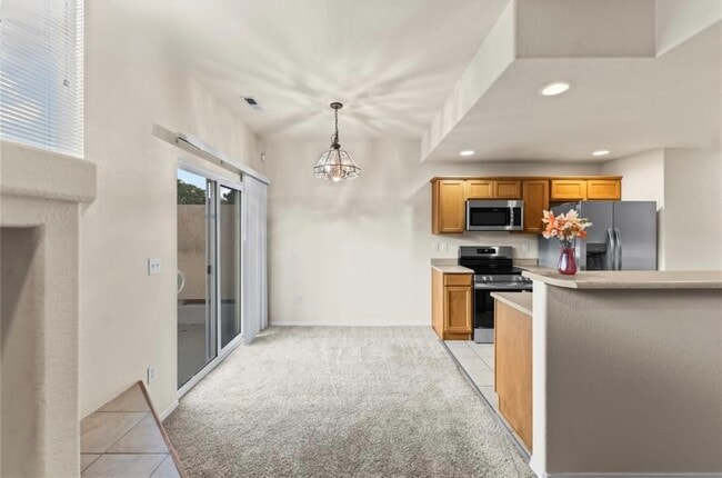 Building Photo - 3884 Packers Point