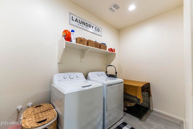 Building Photo - 23138 E Camina Plata