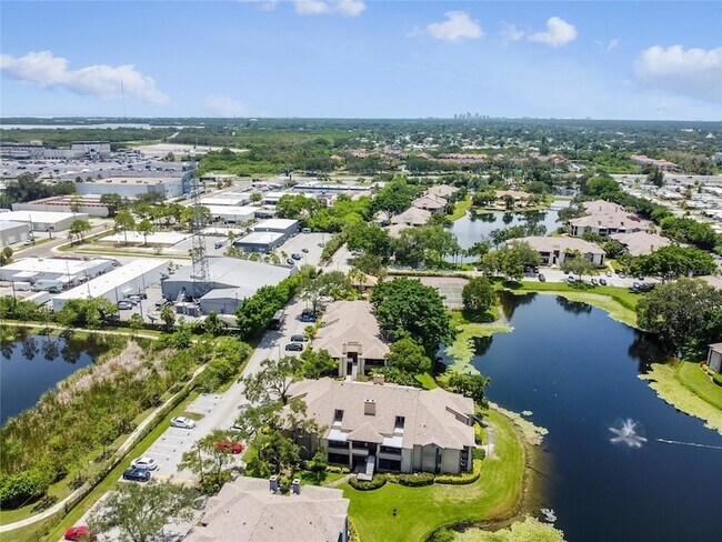 Building Photo - 10263 Gandy Blvd N