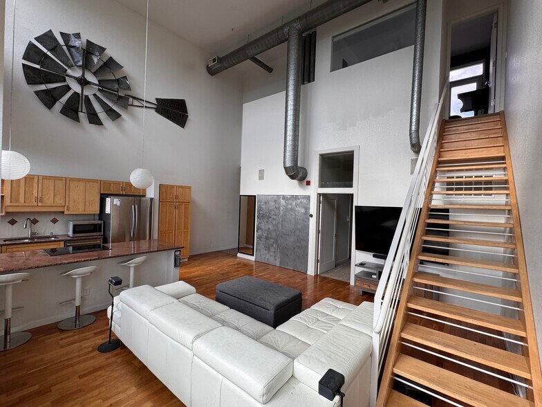 Building Photo - 2525 15th St
