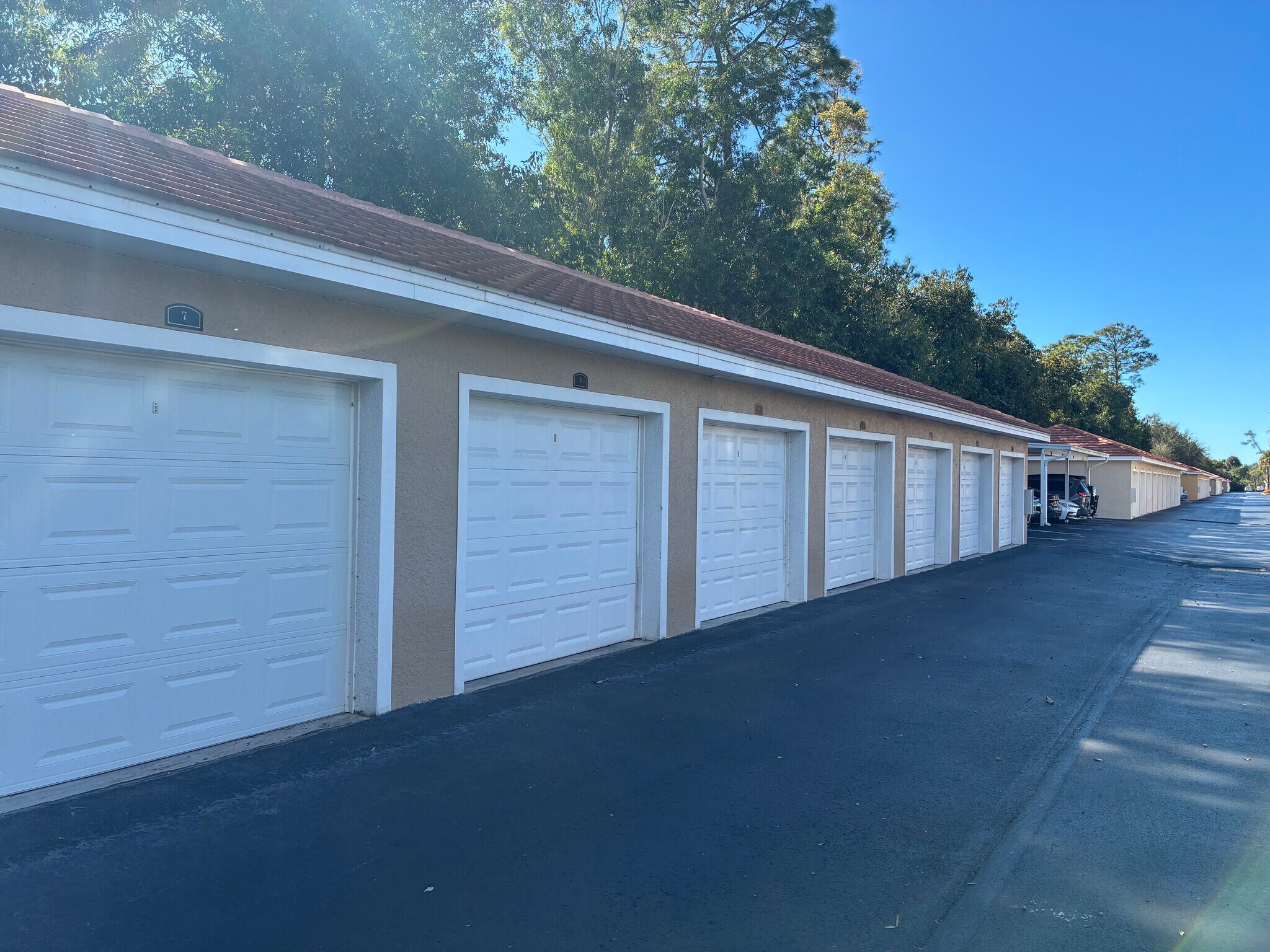 Garage Building - 4510 Botanical Place Cir