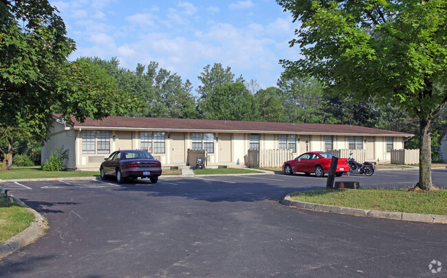 Pine Valley Apartments - Pine Village Apartments