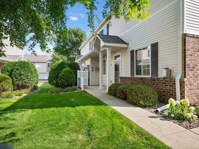 Building Photo - 3443 Cherry Ln