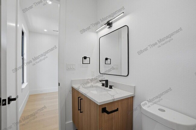 Building Photo - 4520 Cabell Dr