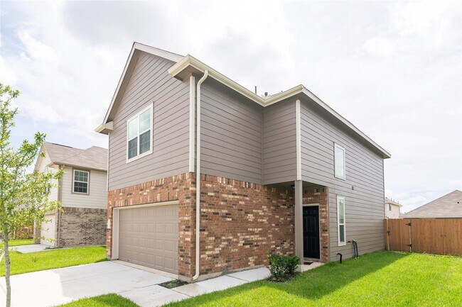 Building Photo - 24331 Amaldi Ct