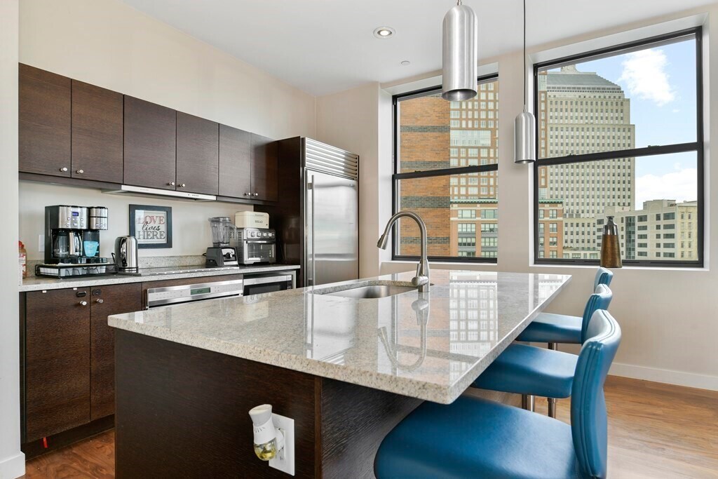 Building Photo - 286 Columbus Ave