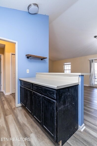 Building Photo - 1405 Wenlock Rd