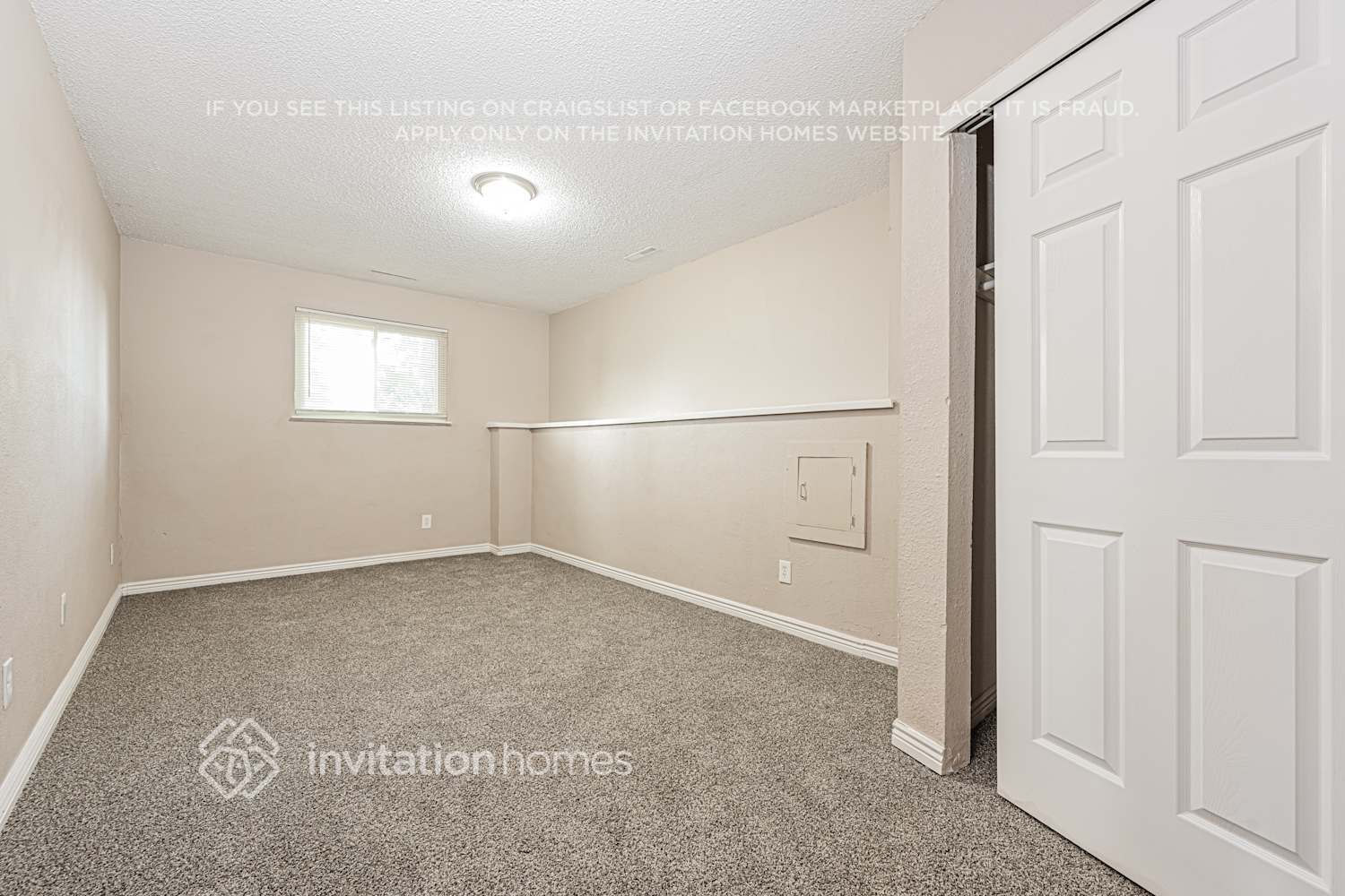 Building Photo - 806 Gigi St