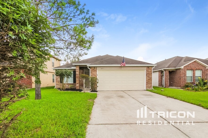 Primary Photo - 614 Harpswell Ln