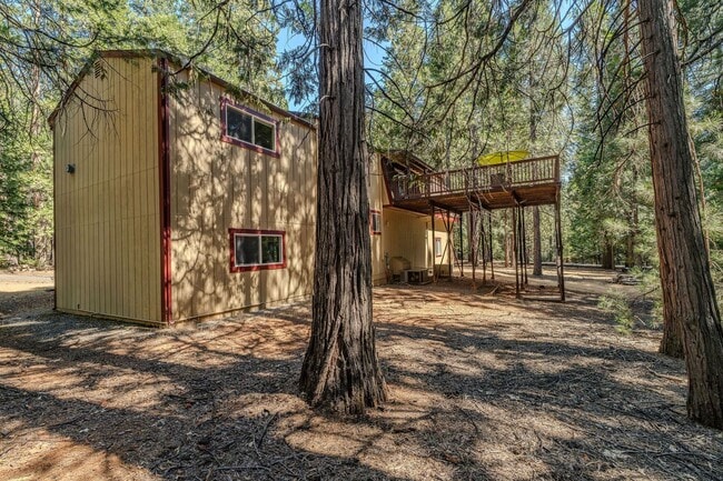 Building Photo - Pioneer Home