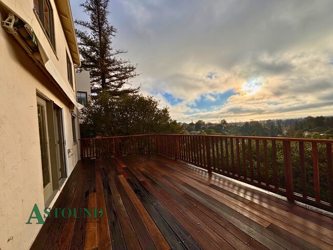 Building Photo - 915 Glendome Cir