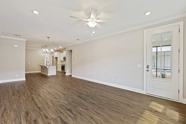 Building Photo - Spacious townhome with a wooded view! Spec...