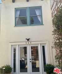 Building Photo - 534 W 10th St