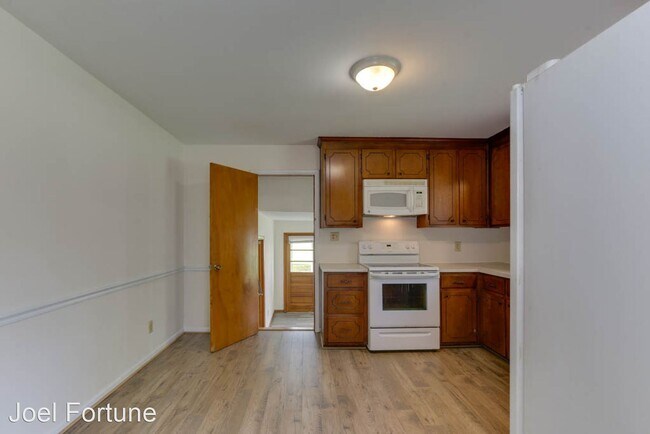 Building Photo - 3 br, 2 bath House - 1461 Todds Lane