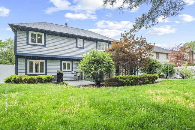 Building Photo - 1094 Farrington Dr