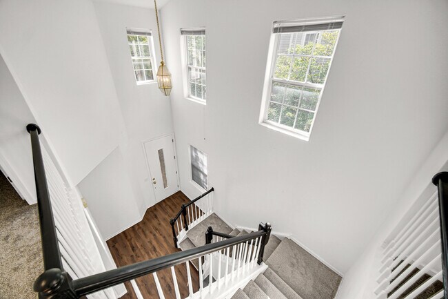 Building Photo - 1252 Townes Cir