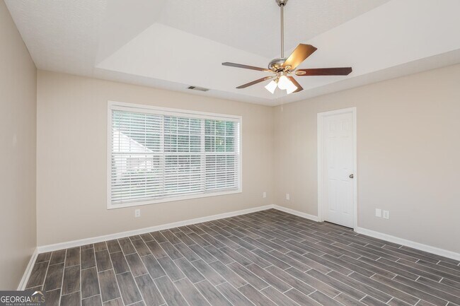 Building Photo - 525 Flintlock Dr