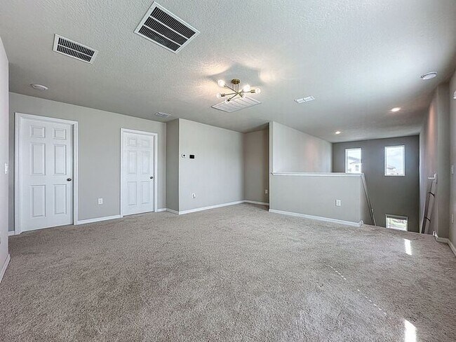 Building Photo - Wonderful like new and pet friendly home in Winter Haven