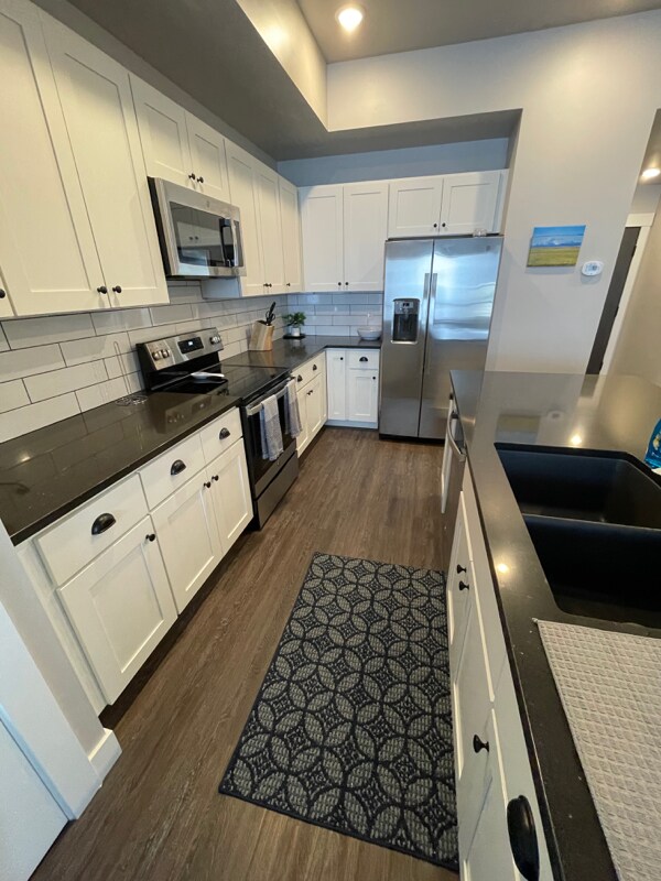 Building Photo - 605 N 7th Ave