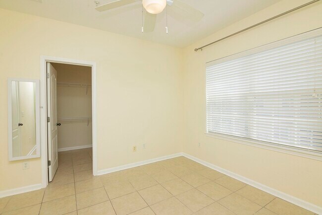 Building Photo - 175 Bayberry Cir