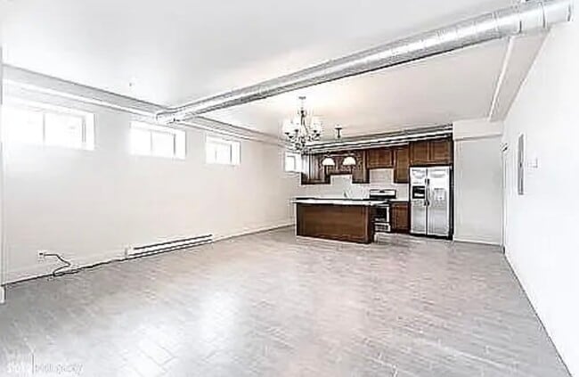 Building Photo - 95 Grant St