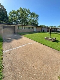 Building Photo - 1610 Gallant Fox Dr