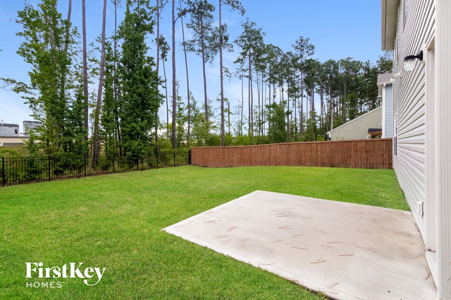 Building Photo - 331 Dunlin Dr