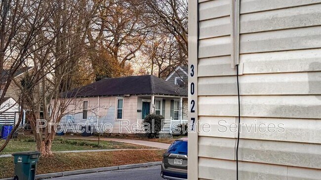 Building Photo - 3027 Peronne Ave