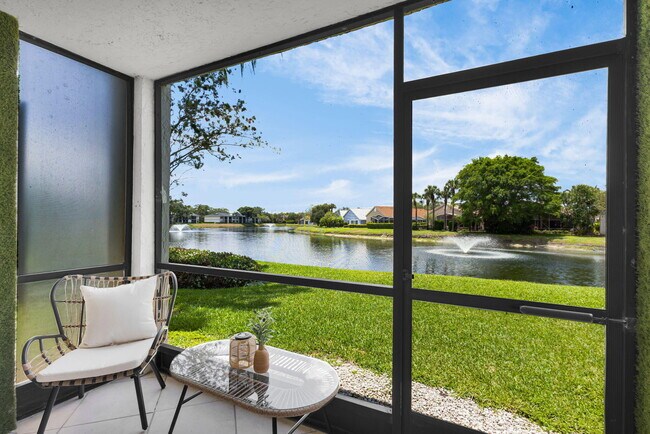 Building Photo - 12911 Briarlake Dr