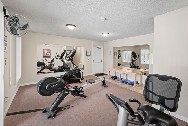 Building Photo - Walnut Creek! 1 bedroom 1 bathroom, Walk t...