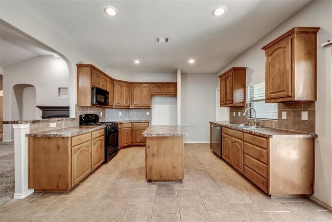 Building Photo - 1217 Nora Ln