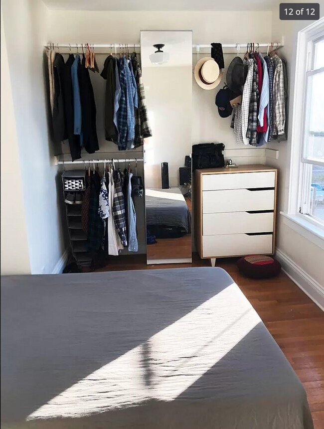 Building Photo - 117 Clay St