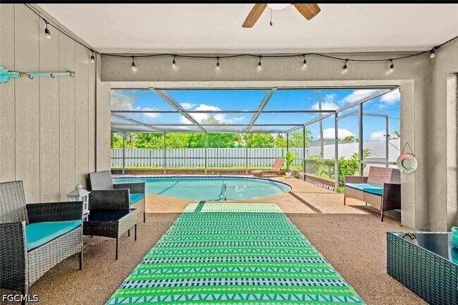 Building Photo - 2206 SE 4th St