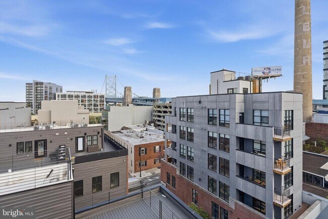 Building Photo - 209 New St