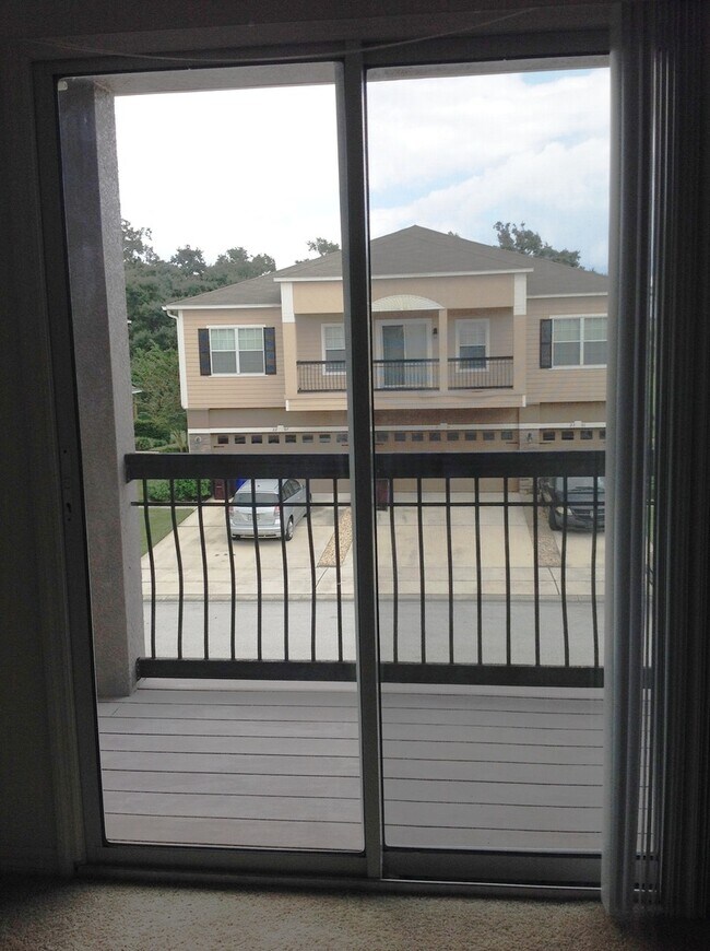 Building Photo - 2300 Betsy Ross Ln