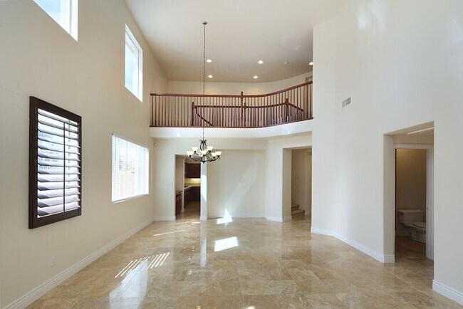 Building Photo - 26400 Castle Ln