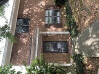 Building Photo - 950 Jefferson Dr