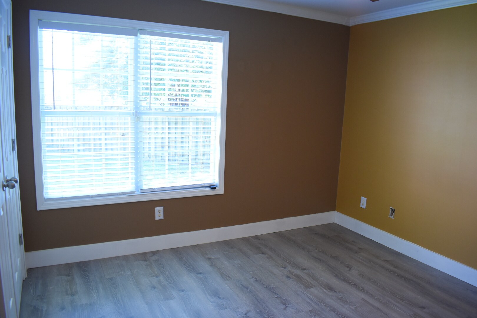 Building Photo - 7002 Hallstead Ct